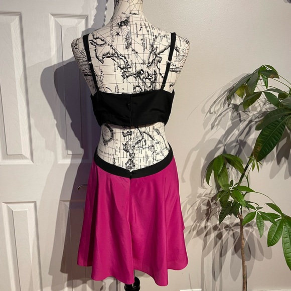 NWOT Fuchsia Cutouts Fit Flare Bright Neon Strap Nigh tout club festival bicolor - Picture 2 of 6